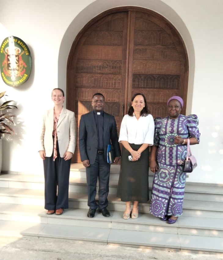 UCC-FLASH : LE NOUVEAU RECTEUR DE L’UCC, LE PROFESSEUR ABBÉ FRANÇOIS BATUAFE, CORDIALEMENT REÇU PAR S.E. MADAME ROXANE BILDERLING, AMBASSADRICE DE BELGIQUE EN RDC
