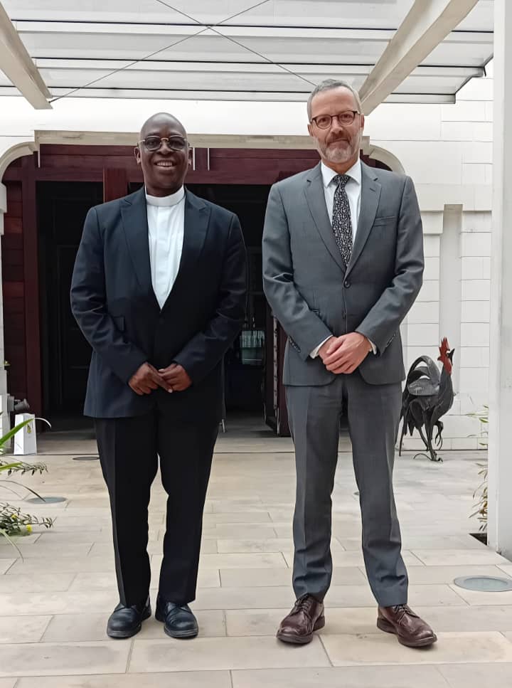 UCC-INFO : RENFORCEMENT DE LA COOPERATION ET PROJET DE PARTENARIATS ENTRE L’UNIVERSITE CATHOLIQUE DU CONGO ET LES UNIVERSITÉS D’ETAT DE FRANCE AU COEUR DES ECHANGES ENTRE LE RECTEUR ET L’AMBASSADEUR DE FRANCE EN RD. CONGO UCC-INFO : RENFORCEMENT DE LA COOPERATION ET PROJET DE PARTENARIATS ENTRE L’UNIVERSITE CATHOLIQUE DU CONGO ET LES UNIVERSITÉS D’ETAT DE FRANCE AU COEUR DES ECHANGES ENTRE LE RECTEUR ET L’AMBASSADEUR DE FRANCE EN RD. CONGO