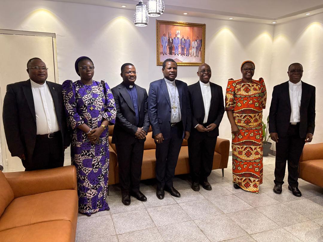 UCC | CÉRÉMONIE OFFICIELLE DE REMISE ET REPRISE À l’UCC